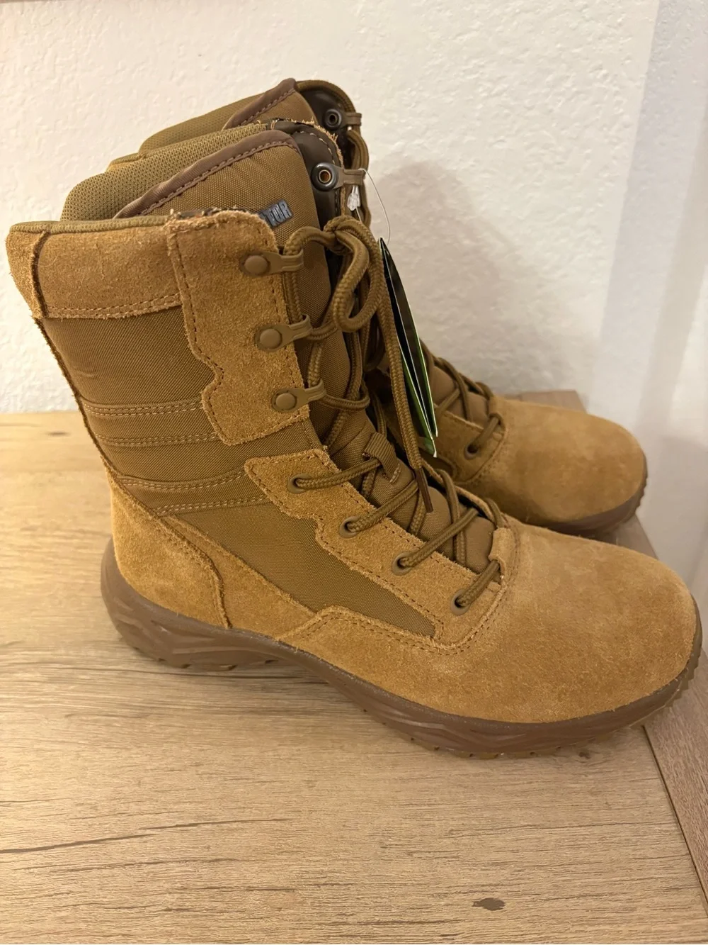 Interceptor tactical camping / hunting boots tan size 7.5